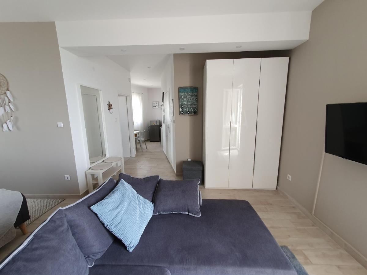Apartment Danijela Novalja Eksteriør bilde